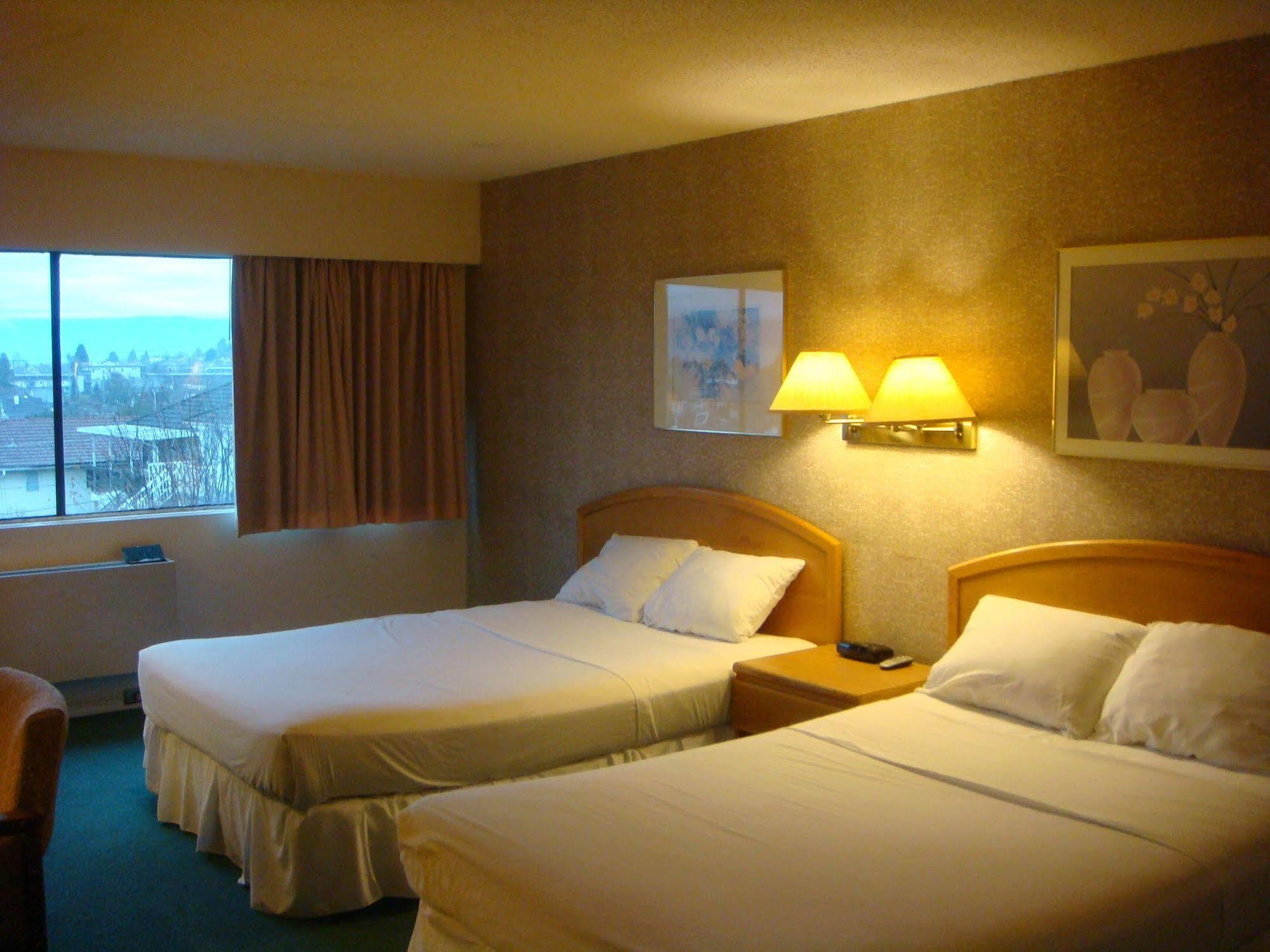 Cassandra Hotel Vancouver Esterno foto